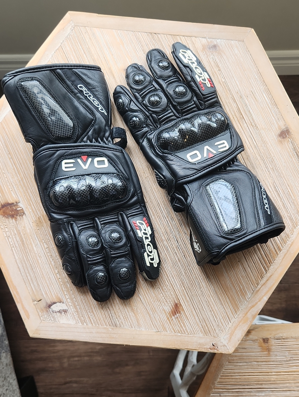 EVO Black Carbon Motorcycle Gloves